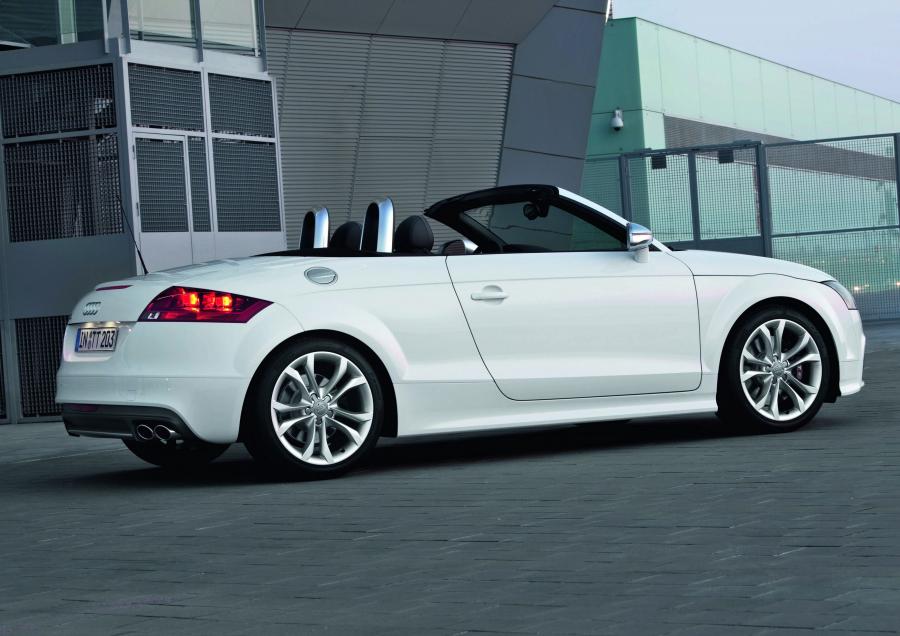  Audi TTS Roadster (8J) 2010 года  (WW) (фото 7 из 30)